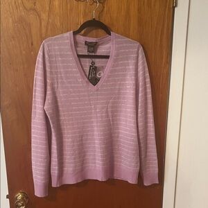 100% Cashmere Women's Pink Striped V-Neck Sweater. Size XL. New with Tag